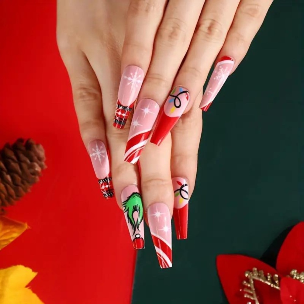 Press On Nails - Picture 2 of 5